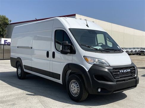 New 2024 RAM ProMaster 3500 w/ Convenience Group image 4