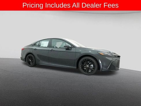New 2026 Toyota Camry SE FWD image 28