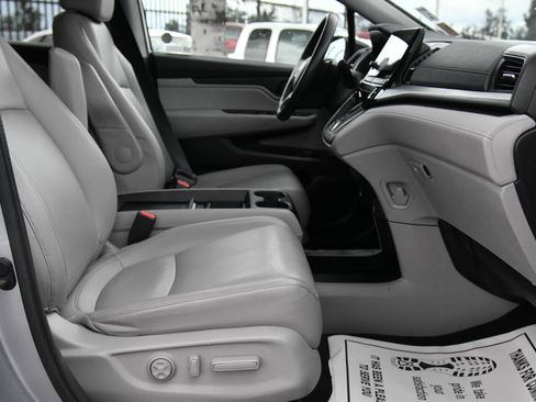 Used 2023 Honda Odyssey EX-L image 53