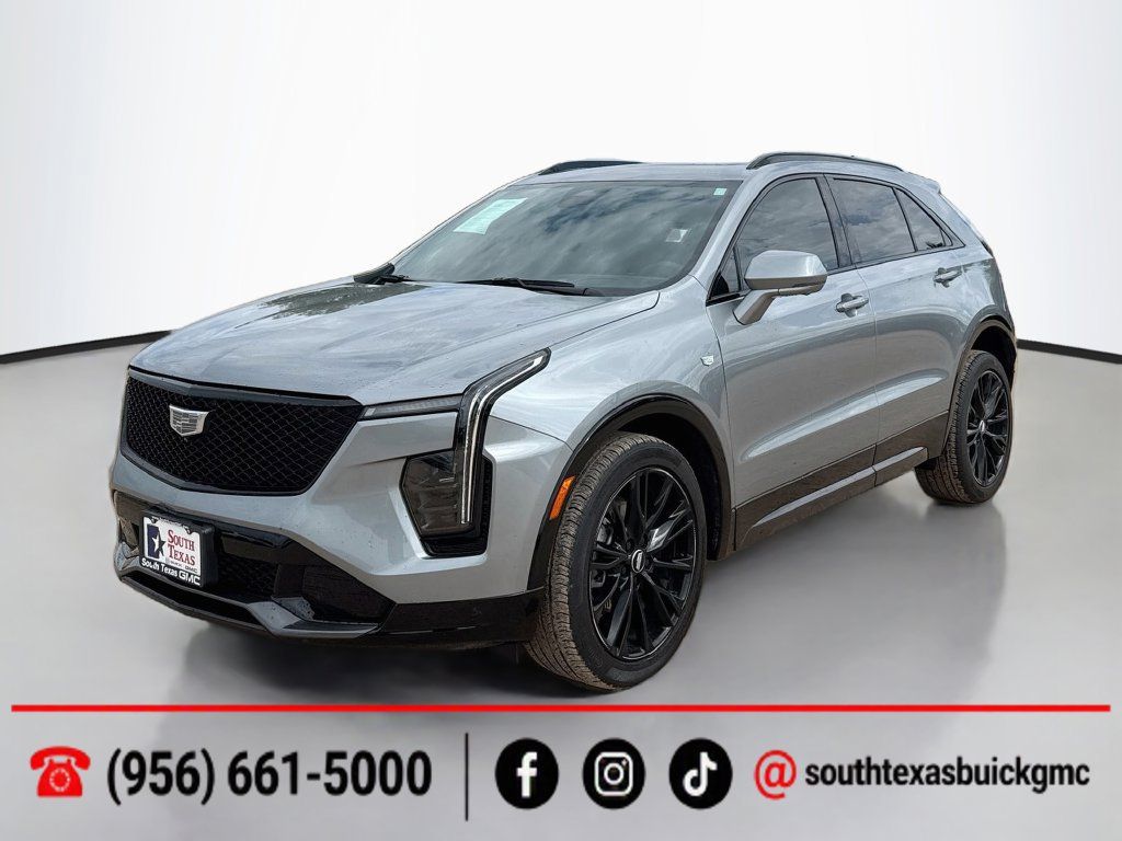 Used 2025 Cadillac XT4 Sport w/ LPO, Onyx Lite Package FWD image 3
