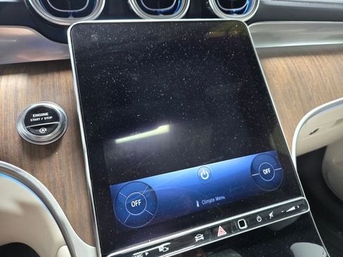 Used 2023 Mercedes-Benz GLC 300 4MATIC image 21