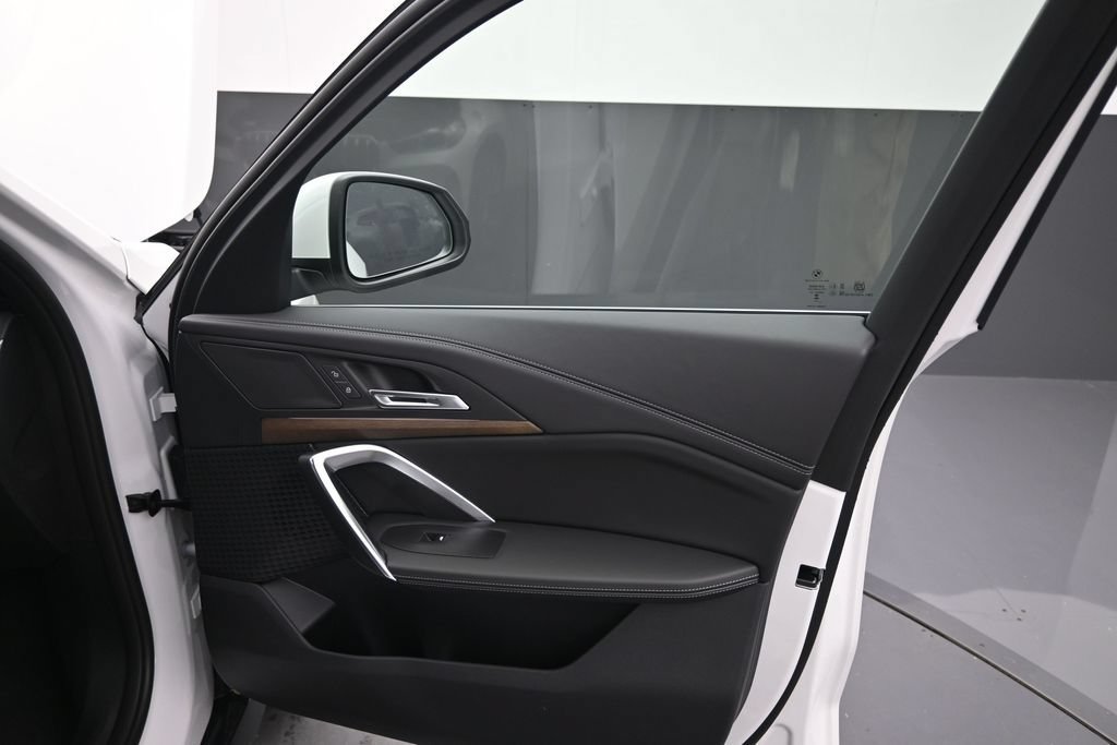 New 2026 BMW X1 xDrive28i w/ Technology Package AWD/4WD image 19