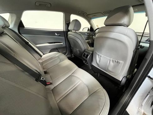 Used 2018 Kia Optima EX FWD image 12