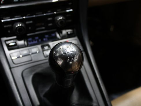 Used 2016 Porsche Cayman S image 29