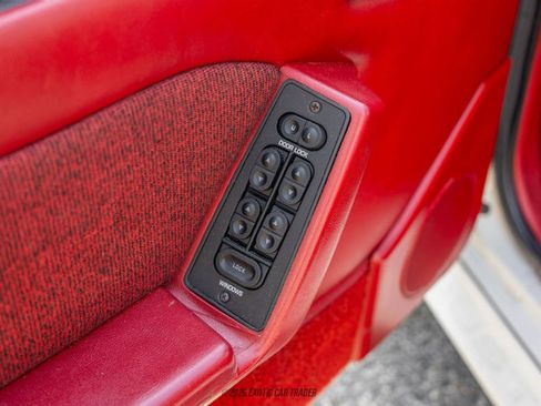 Used 1987 Ford Mustang GT RWD image 39