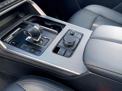 Used 2024 MAZDA CX-90 Plug-In Hybrid w/ Premium Plus image 17