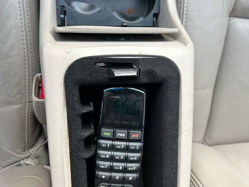 Used 1999 Cadillac Eldorado w/ Comfort/Convenience Pkg image 27