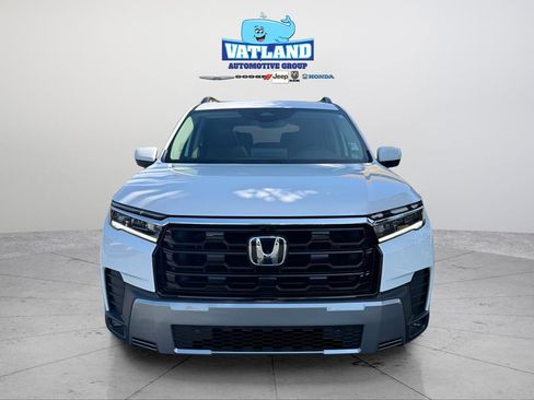 New 2026 Honda Pilot Touring image 8