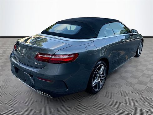 Used 2018 Mercedes-Benz E 400 4MATIC Cabriolet image 8
