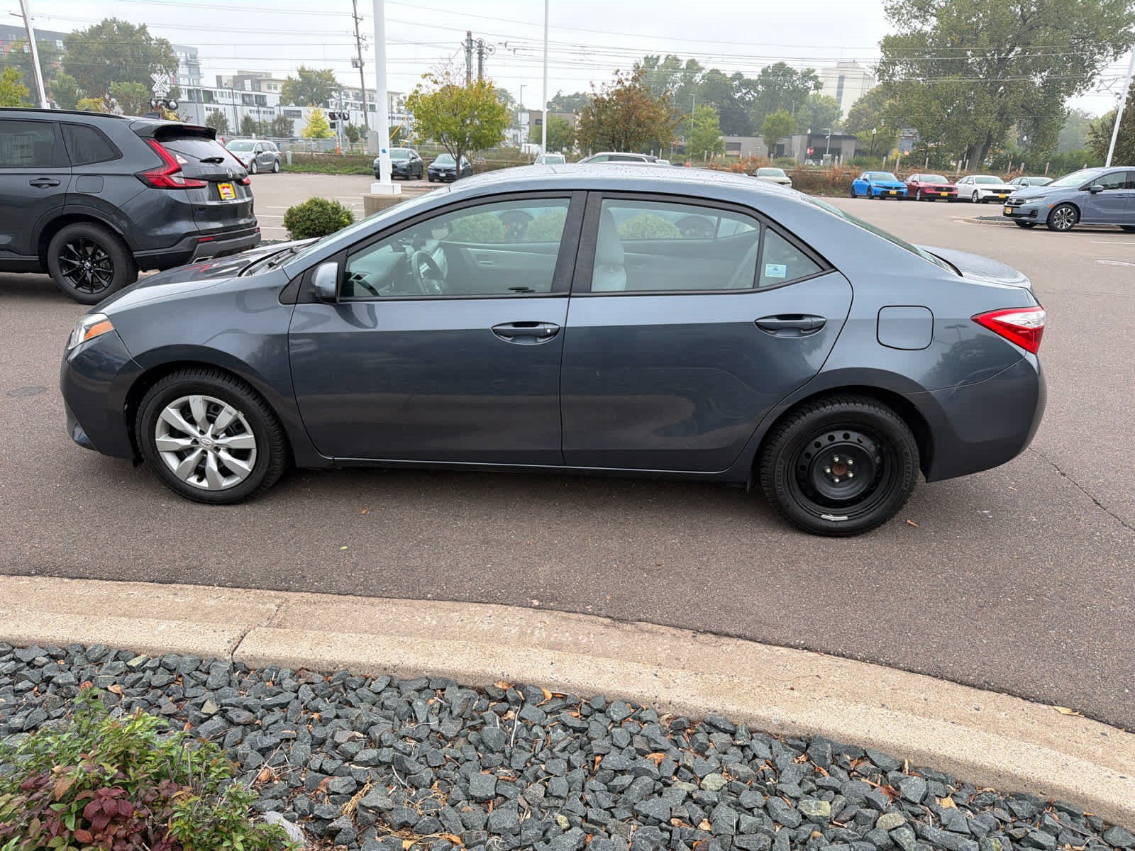 Used 2014 Toyota Corolla LE FWD image 8