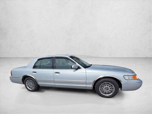 Used 2000 Mercury Grand Marquis GS image 4