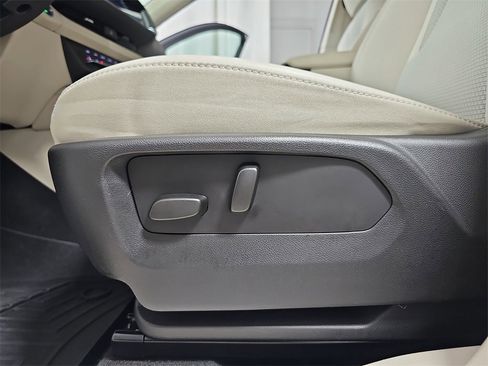 Certified 2023 Buick Envision Preferred image 35