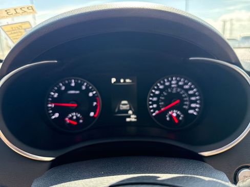 Used 2022 Kia Stinger GT-Line w/ Sun & Sound Package AWD/4WD image 19