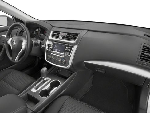 Used 2018 Nissan Altima 2.5 SR w/ SR Special Edition image 10