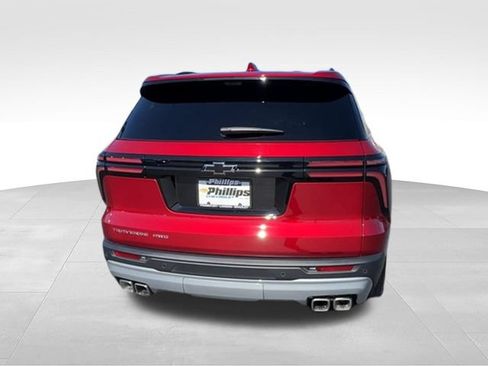 Used 2026 Chevrolet Traverse LT w/ Driver Confidence Package AWD/4WD image 7