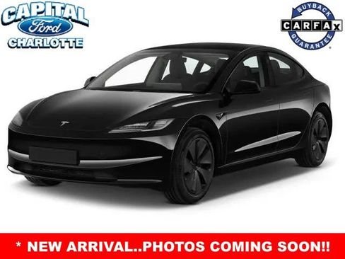 Used 2023 Tesla Model 3 Standard Range RWD image 2