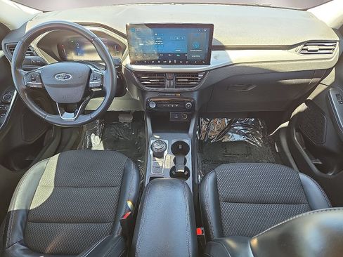 Used 2023 Ford Escape SE FWD image 17