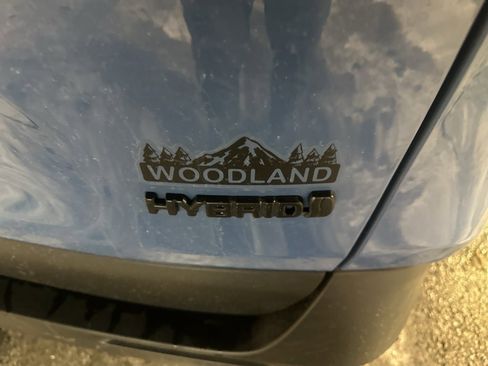 Used 2023 Toyota RAV4 AWD Hybrid image 3