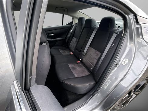 Used 2023 Nissan Sentra SR FWD image 24