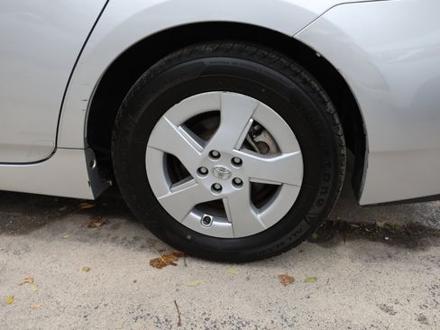 Used 2010 Toyota Prius Five image 7