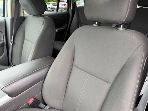 Used 2014 Ford Edge SE w/ Equipment Group 101A FWD image 13