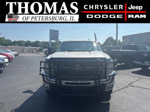 Used 2009 Chevrolet Silverado 2500 LTZ w/ Safety Package AWD/4WD image 2