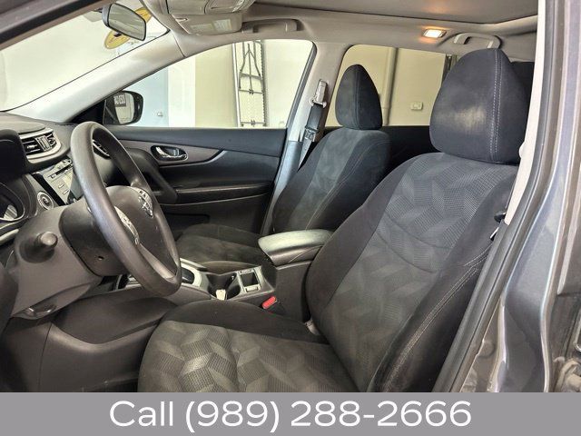 Used 2016 Nissan Rogue SV AWD/4WD image 12