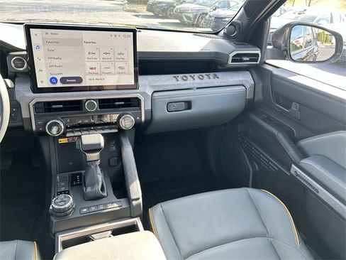 Used 2025 Toyota 4Runner Trailhunter image 19