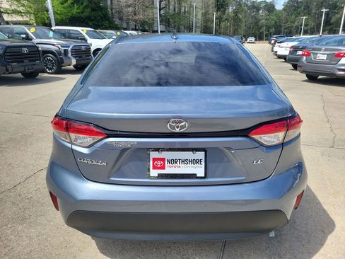 Certified 2025 Toyota Corolla LE FWD image 5