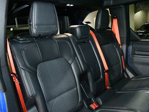 Used 2024 Ford Bronco Raptor AWD/4WD image 18