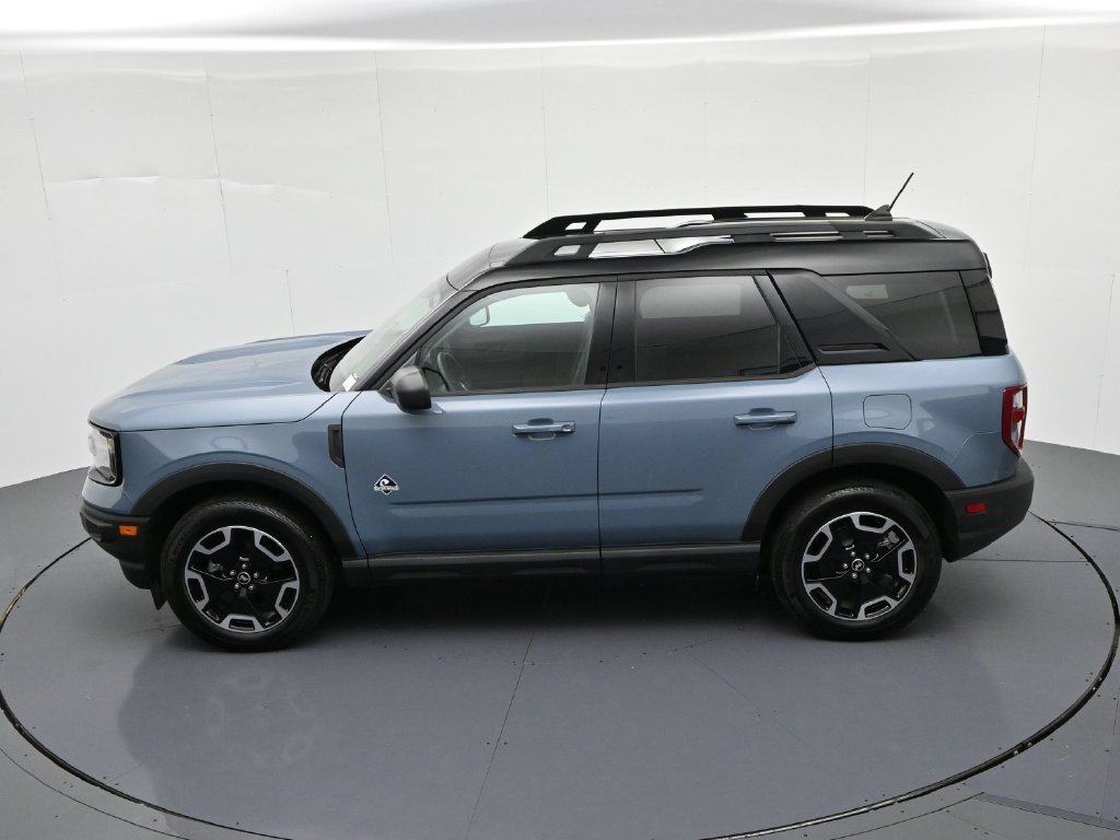 Certified 2024 Ford Bronco Sport Outer Banks w/ Tech Package AWD/4WD image 18