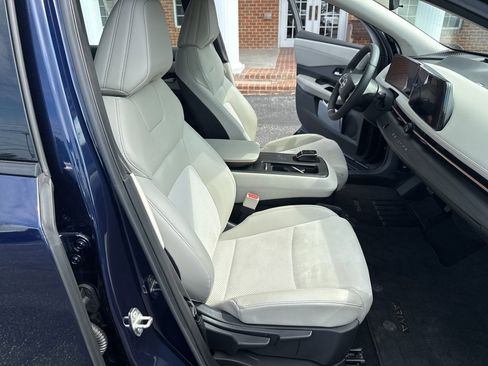 Used 2023 Nissan Ariya FWD image 55