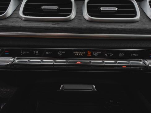 Used 2022 Mercedes-Benz GLE 350 4MATIC image 21