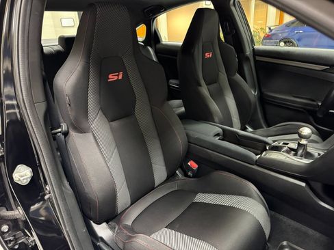 Used 2018 Honda Civic Si image 22