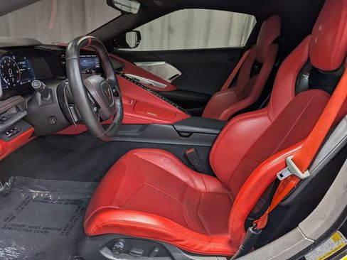 Used 2021 Chevrolet Corvette Stingray Premium Cpe w/ Z51 Performance Package RWD image 11