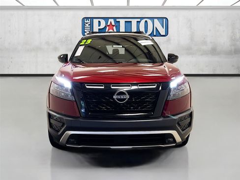 Used 2023 Nissan Pathfinder Rock Creek AWD/4WD image 2