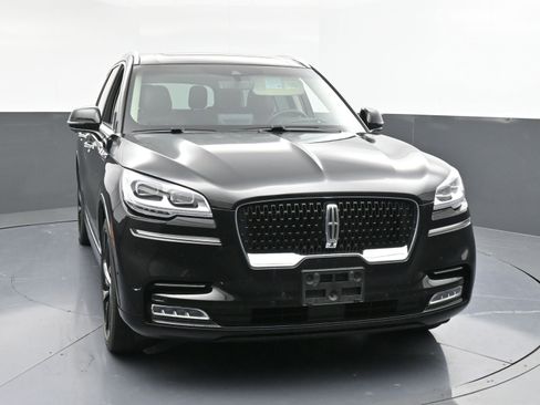 Used 2022 Lincoln Aviator Reserve w/ Equipment Group 201A image 2