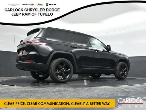Used 2023 Jeep Grand Cherokee Altitude AWD/4WD image 45