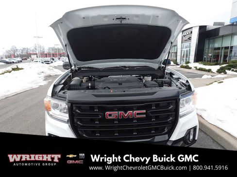 Used 2022 GMC Canyon AT4 image 28