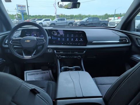 Used 2024 Chevrolet Traverse LT w/ LPO, Floor Liner Package AWD/4WD image 14
