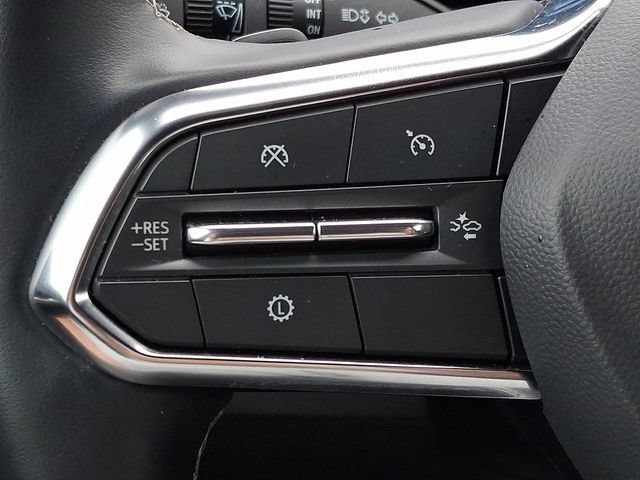Certified 2026 Chevrolet Traverse LT AWD/4WD image 11