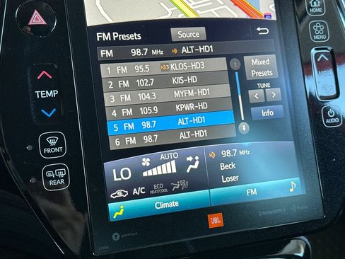 Certified 2022 Toyota Prius Prime Limited FWD image 17