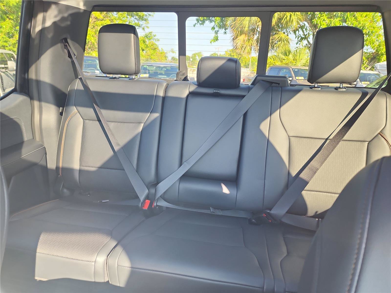 New 2026 Ford F250 Lariat w/ Black Appearance Package AWD/4WD image 19