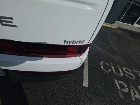 Used 2025 Hyundai Santa Fe SEL FWD image 6