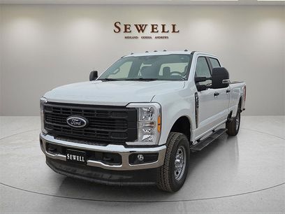 New 2025 Ford F250 Lariat w/ FX4 Off-Road Package