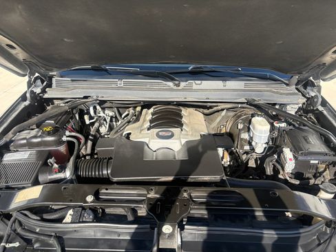 Used 2019 Cadillac Escalade Luxury RWD image 35