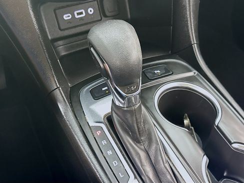 Used 2022 Chevrolet Equinox LT AWD/4WD image 18