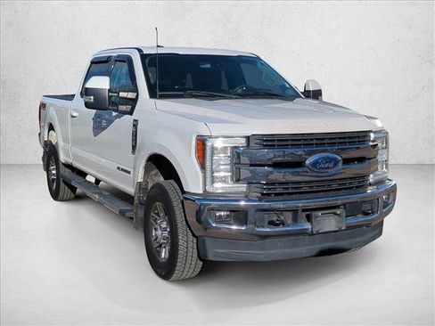Used 2018 Ford F350 Lariat w/ Lariat Ultimate Package image 3