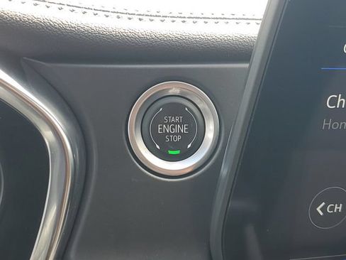 Certified 2025 Chevrolet Blazer LT w/ Midnight/Sport Edition AWD/4WD image 24
