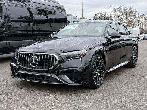 New 2026 Mercedes-Benz E 53 AMG e 4MATIC Sedan image 10